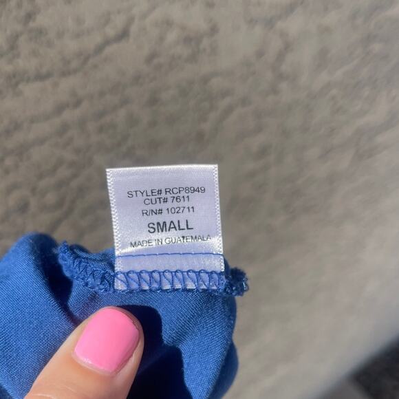 Gibson Blue Sleeveless Ruffle Sleeve Button Down Top - Small - Picture 9 of 11